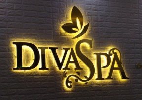 Bảng hiệu Spa đẹp mắt từ dịch vụ thi công bảng hiệu quảng cáo chuyên nghiệp, đẳng cấp tại Hoàng Long Adv